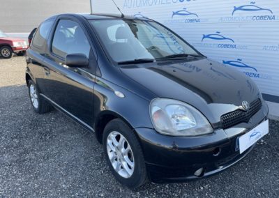 1.400 € – Toyota Yaris 1.0 Linea Terra 3 puertas 5v